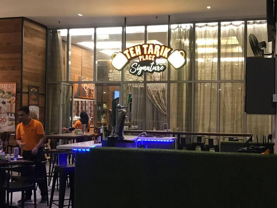 Cozy Regalia Kl 吉隆玻 Lrt & Ktm @1 Parking & Wifi Apartment Kuala Lumpur Exterior photo